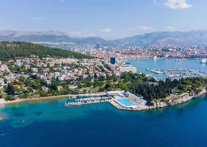 Pazarello Apartment Split